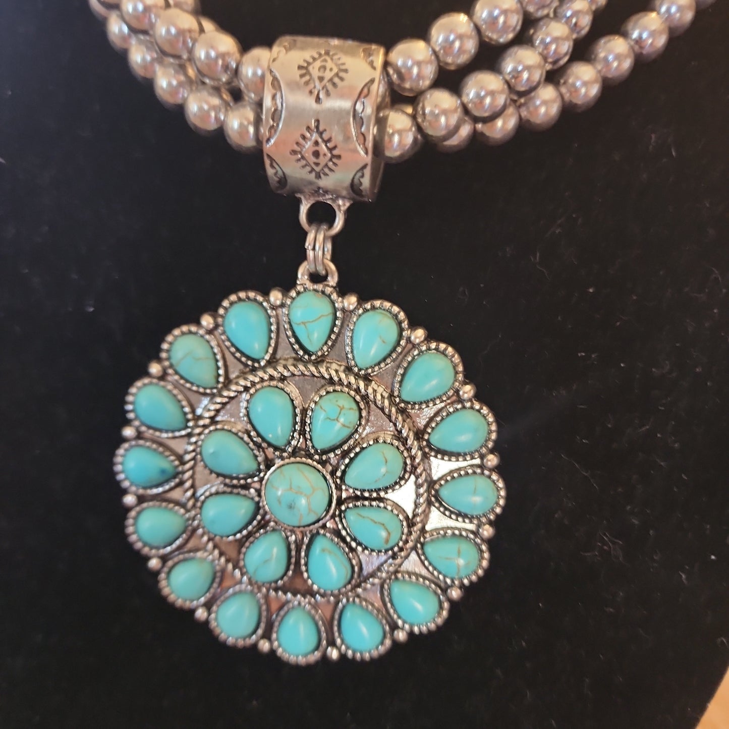 Hesston Turquoise Concho Silvertone Necklace and Earrings Set