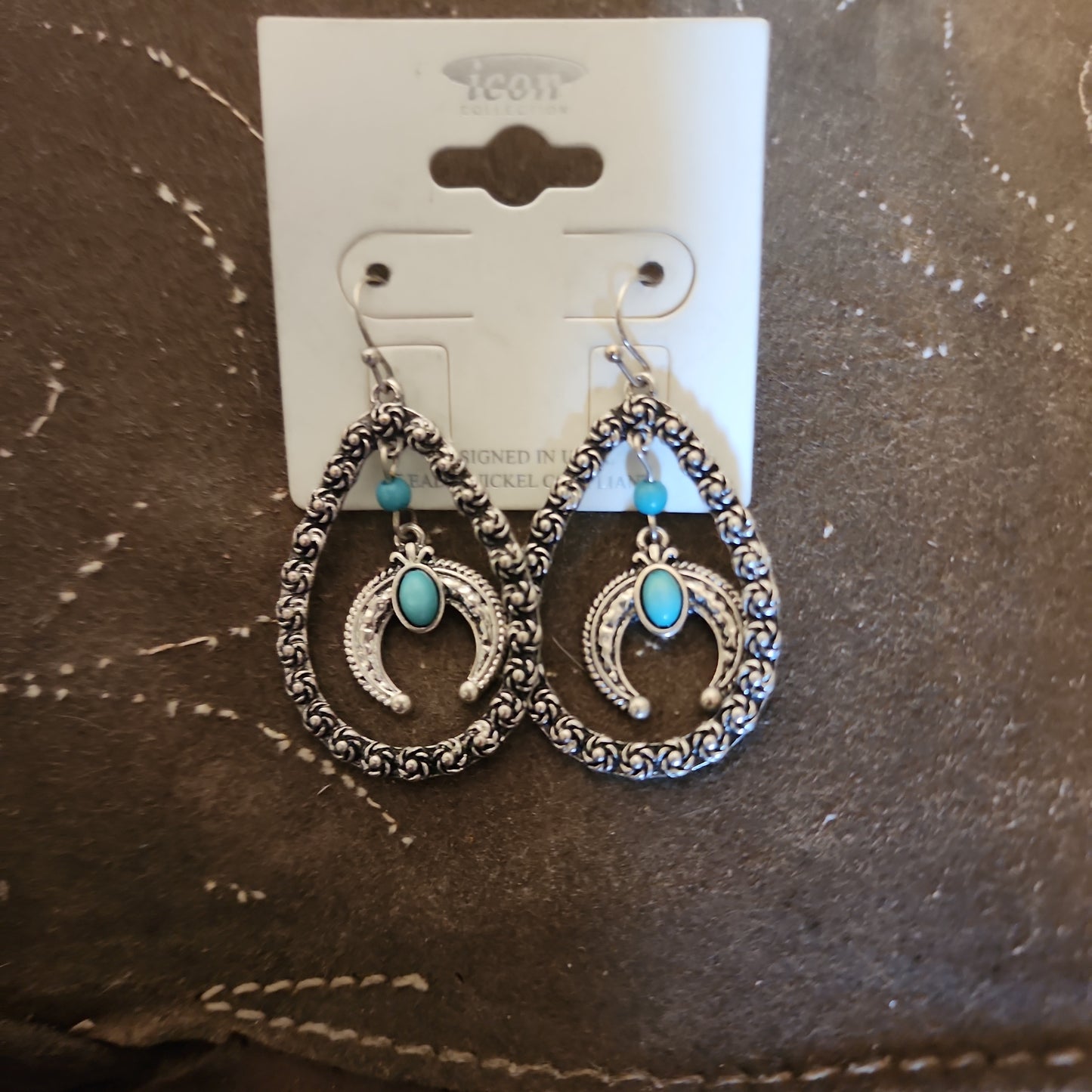 Crypretty Turquoise and Silver Teardrop Earring