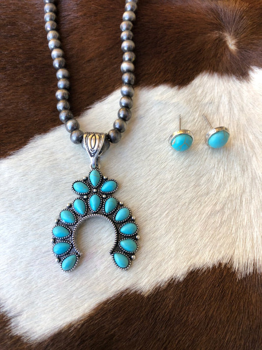 Nayeli Western Necklace Set