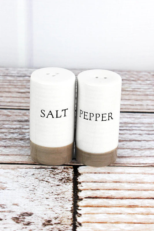 Farmhouse Salt and Pepper Shaker Set